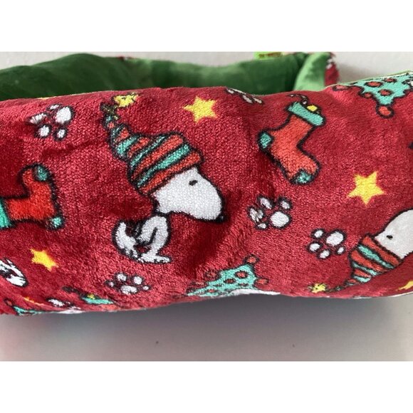 Peanuts Snoopy Small Dog Cat Pet Cozy Cuddler Bed Christmas Holiday Red Green - Picture 12 of 15